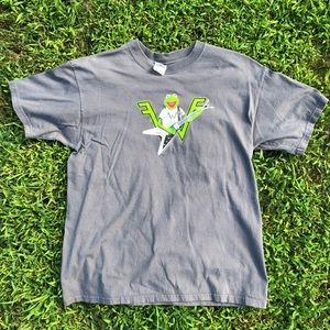 Weezer concert t shirt